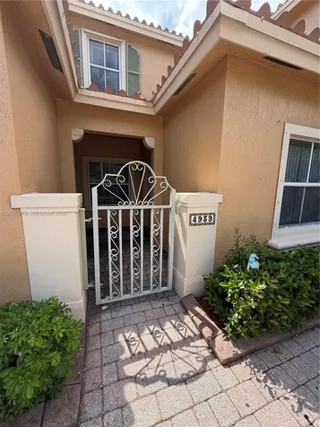 4939 N Harbor Isles Drive Dania Beach FL 33312
