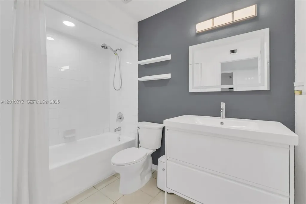 2762 NW 9th Court Fort Lauderdale FL 33311