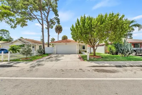 2762 NW 9th Court Fort Lauderdale FL 33311