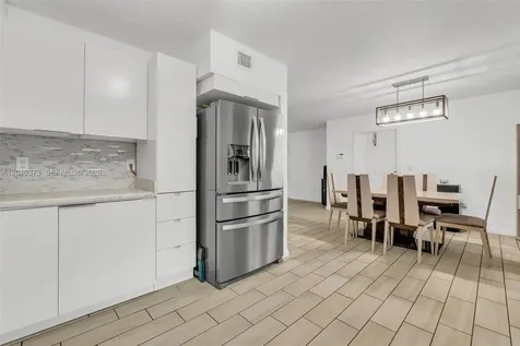 2762 NW 9th Court Fort Lauderdale FL 33311