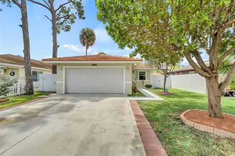 2762 NW 9th Court Fort Lauderdale FL 33311
