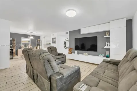 2762 NW 9th Court Fort Lauderdale FL 33311