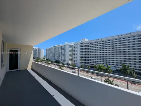 5600 Collins Avenue Miami Beach FL 33140