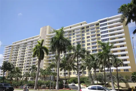 5600 Collins Avenue Miami Beach FL 33140