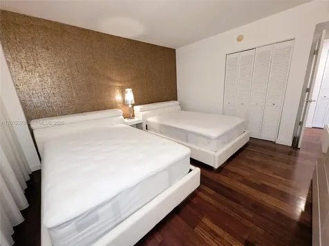 5600 Collins Avenue Miami Beach FL 33140
