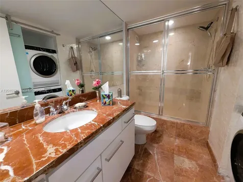 5600 Collins Avenue Miami Beach FL 33140