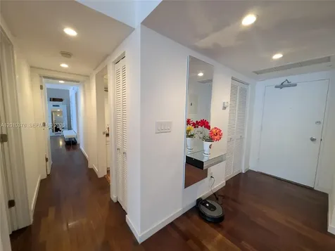 5600 Collins Avenue Miami Beach FL 33140