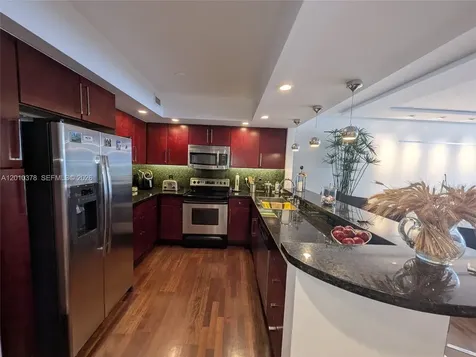 5600 Collins Avenue Miami Beach FL 33140