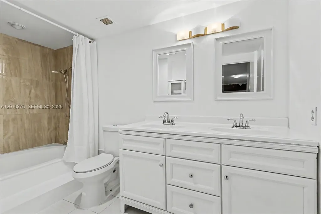 3800 Hillcrest Drive Hollywood FL 33021