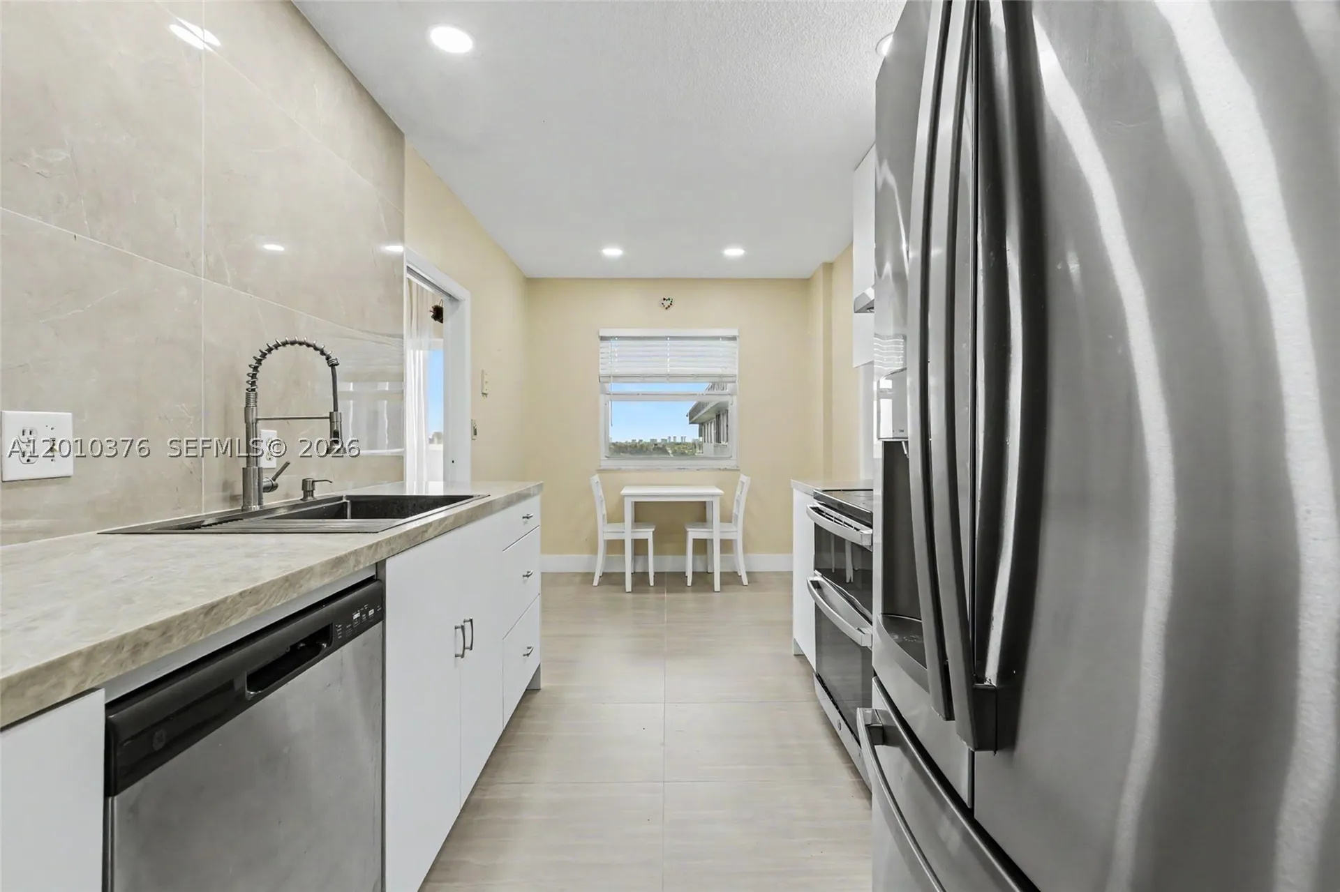 3800 Hillcrest Drive Hollywood FL 33021