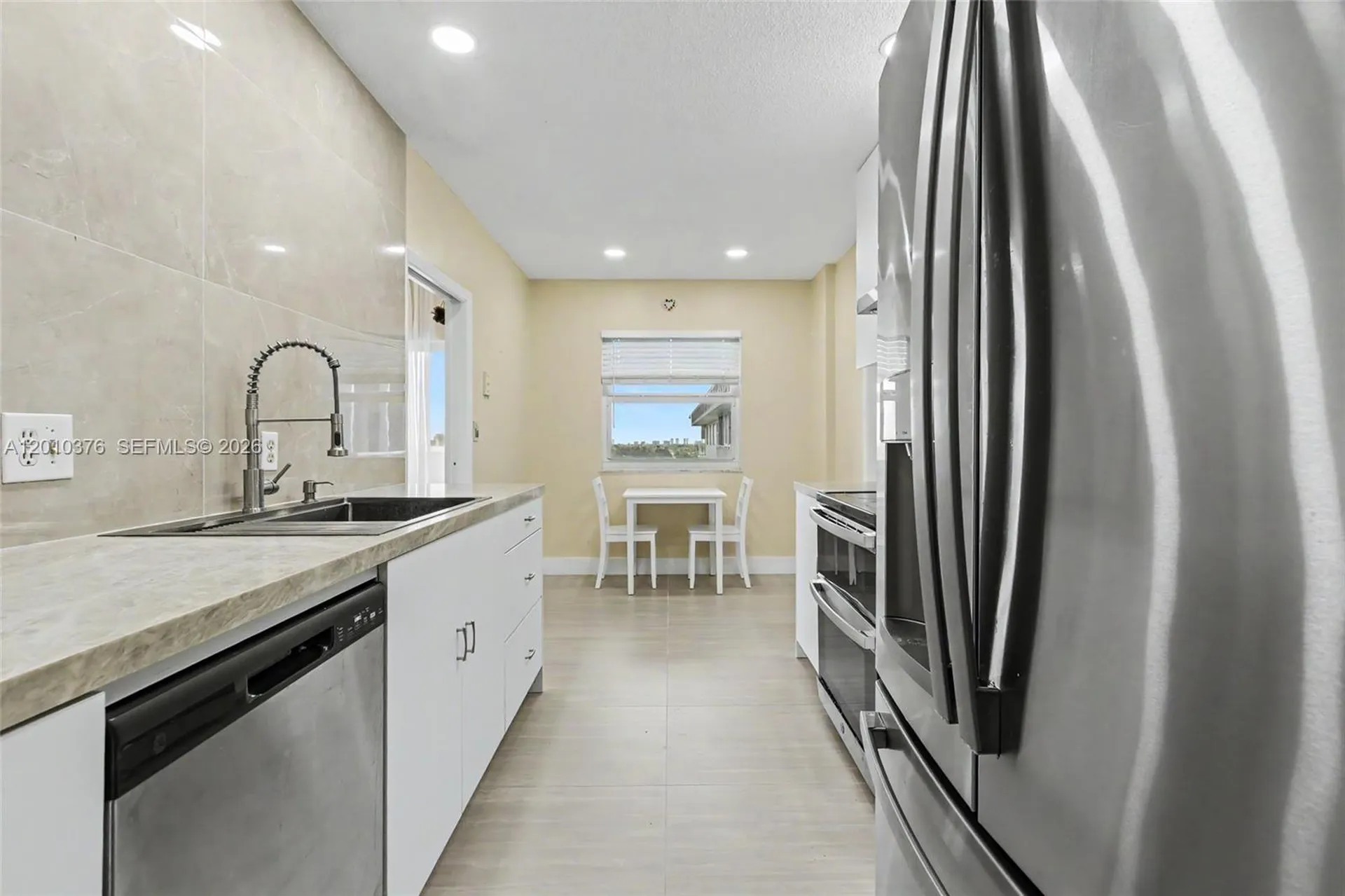 3800 Hillcrest Drive Hollywood FL 33021
