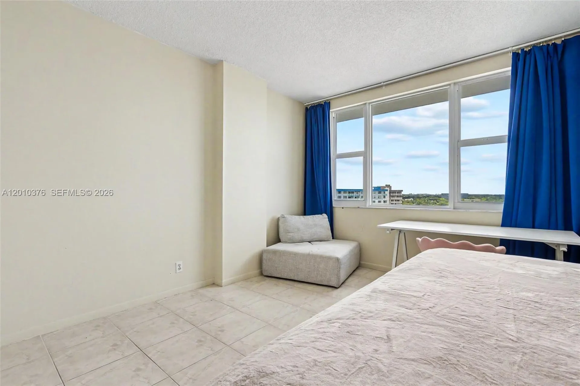 3800 Hillcrest Drive Hollywood FL 33021