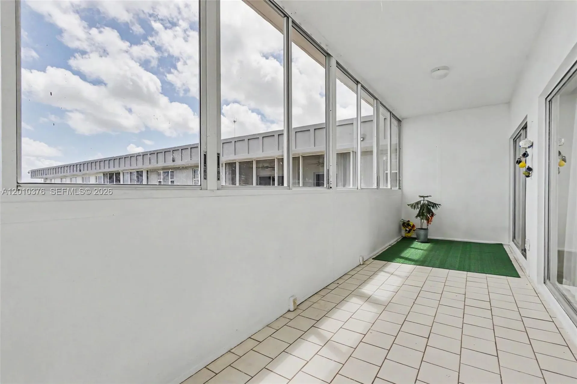 3800 Hillcrest Drive Hollywood FL 33021