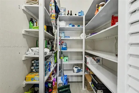 3800 Hillcrest Drive Hollywood FL 33021