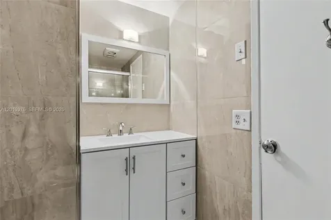 3800 Hillcrest Drive Hollywood FL 33021
