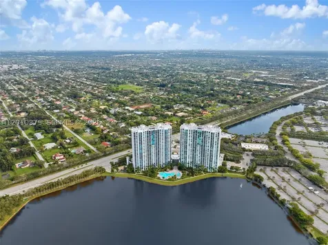 2681 N Flamingo Road Sunrise FL 33323