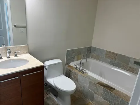 2681 N Flamingo Road Sunrise FL 33323