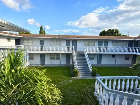 5112 Hollywood Boulevard Hollywood FL 33021