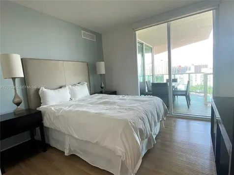 Sunny Isles Beach FL 33160