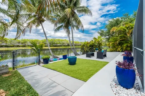 214 SW 180th Avenue Pembroke Pines FL 33029