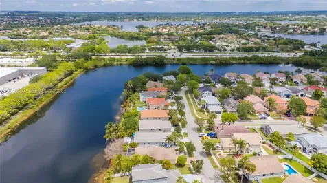 214 SW 180th Avenue Pembroke Pines FL 33029