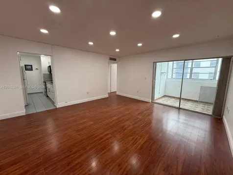 750 NW 43rd Avenue Miami FL 33126
