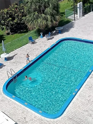 319 NE 14th Avenue Hallandale Beach FL 33009