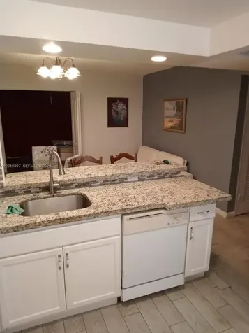 319 NE 14th Avenue Hallandale Beach FL 33009