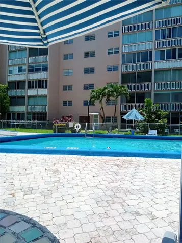 319 NE 14th Avenue Hallandale Beach FL 33009