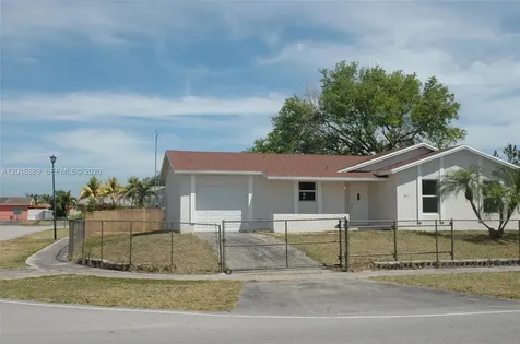 25811 SW 132nd Avenue Homestead FL 33032