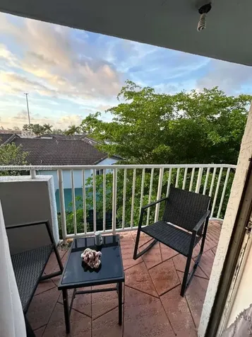 8261 NW 8th Street Miami FL 33126