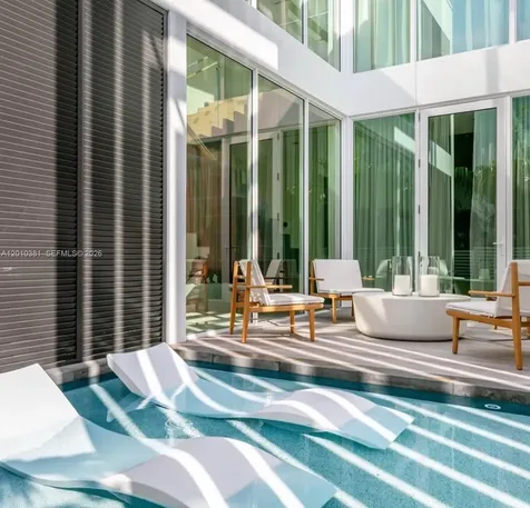 1081 W 48th Street Miami Beach FL 33140