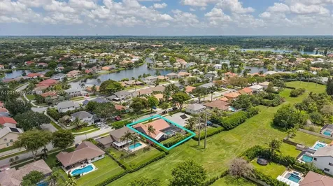 811 Amherst Avenue Davie FL 33325