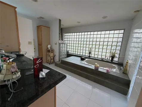 404 NW 112th Avenue Coral Springs FL 33071