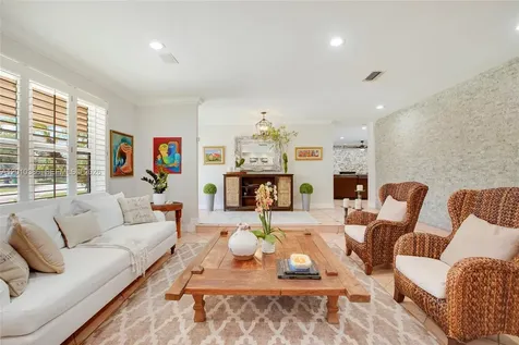 7175 SW 117th Terrace Pinecrest FL 33156