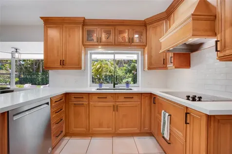 7175 SW 117th Terrace Pinecrest FL 33156
