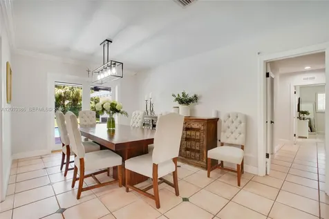 7175 SW 117th Terrace Pinecrest FL 33156