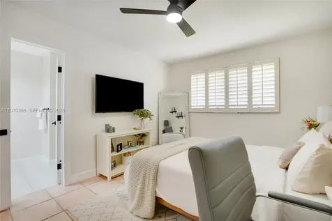 7175 SW 117th Terrace Pinecrest FL 33156