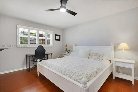 7175 SW 117th Terrace Pinecrest FL 33156