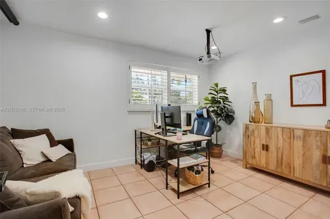 7175 SW 117th Terrace Pinecrest FL 33156