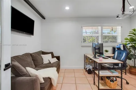 7175 SW 117th Terrace Pinecrest FL 33156