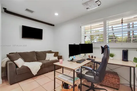 7175 SW 117th Terrace Pinecrest FL 33156