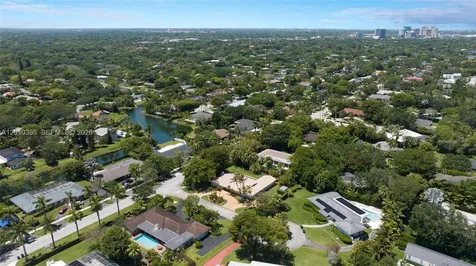 7175 SW 117th Terrace Pinecrest FL 33156