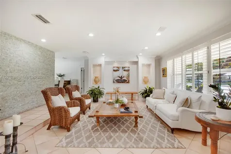 7175 SW 117th Terrace Pinecrest FL 33156