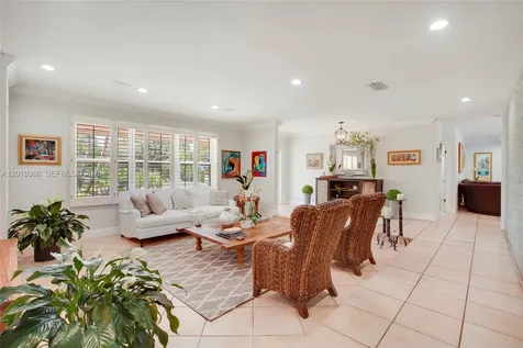 7175 SW 117th Terrace Pinecrest FL 33156