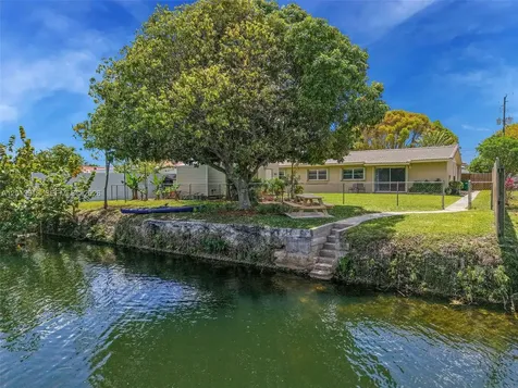 3045 SW 124th Court Miami FL 33175
