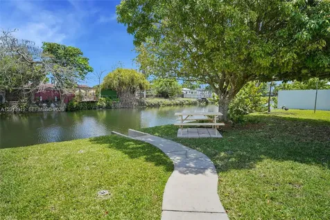 3045 SW 124th Court Miami FL 33175