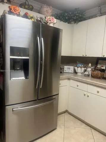 2525 SW 107th Court Miami FL 33165