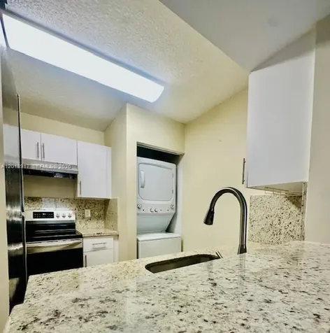 1450 SE 3rd Avenue Dania Beach FL 33004