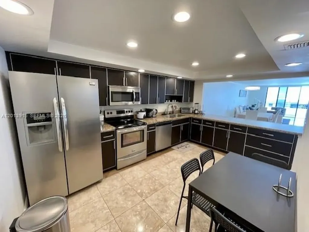 2500 Parkview Drive Hallandale Beach FL 33009